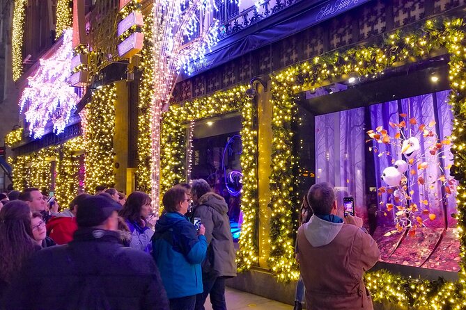 Holiday Lights Extravaganza Walking Tour - Meeting point at 6th Ave: getting started without stress