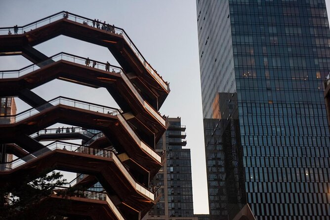 Hudson Yards the High Line and the New Vessel - Hudson Yards arrival: Chelsea meets a major new development