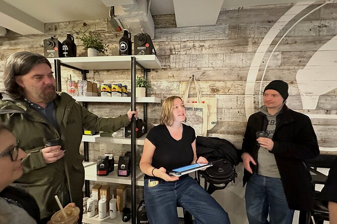 Iconic NYC Breakfast Food & Landmark Tour: Coffee, Bagel, Donut + - Bagel Market and Grand Central: lox, architecture, and the Whispering Gallery