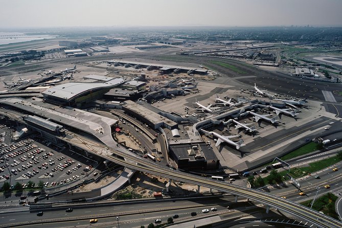 JFK or LGA package only (Round trip transfer plus VIP Contrasts) - Airport transfer plus VIP Contrasts: how this package saves your day