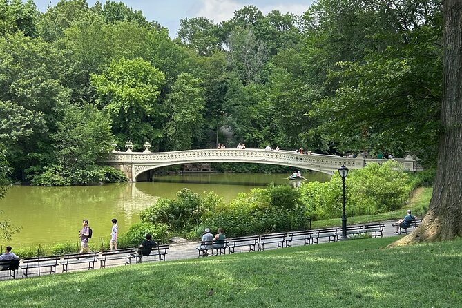 Journey Park NYC - Lake and garden highlights: Conservatory Water to Bethesda Terrace and beyond