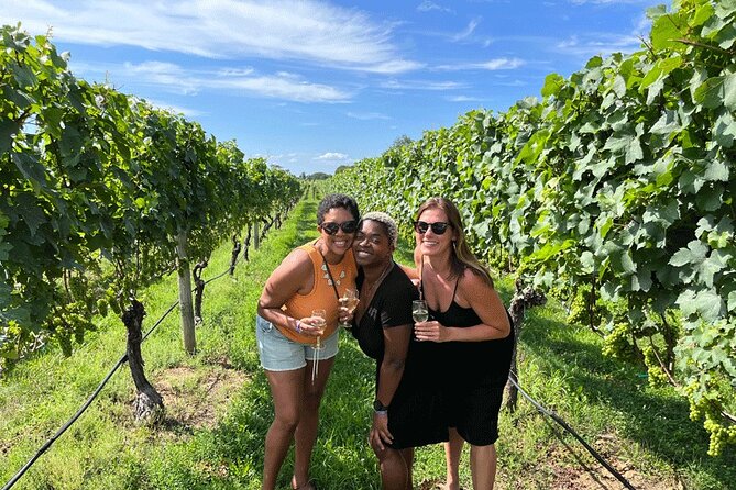 Long Island Wine and Food Day Trip with Sommelier host from NYC - Leaving Manhattan: the easy Long Island rhythm starts at 140 E 41st St