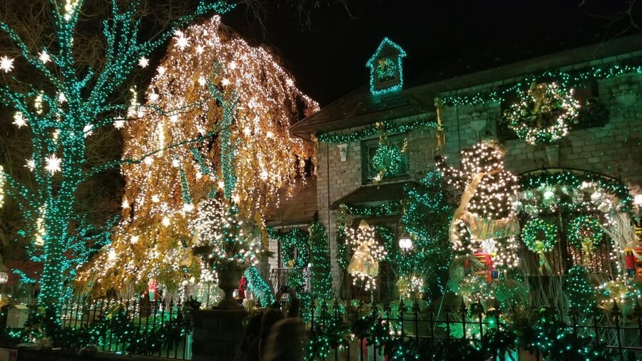 Magnificent Christmas Lights Tour of Dyker Heights Brooklyn - What you’ll actually see: nutcrackers, inflatables, nativity scenes, and loud cheer