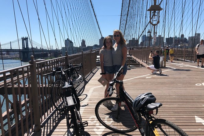 Manhattan and Brooklyn Bridge Bicycle Tour - The Dumbo start at 1 Carlton Ave: timing and setup