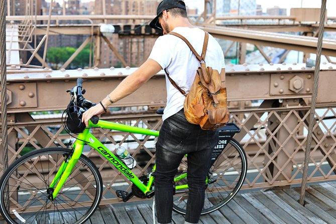 Manhattan and Brooklyn Bridge Bike Rental - Battery Park to One World Trade Center: Why This Segment Works So Well