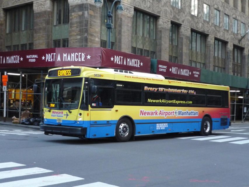 Manhattan: Bus Transfer from/to Newark Airport - Tips to Make the Bus Stop Feel Easy
