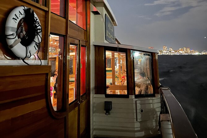 Manhattan Evening Jazz Cruise - The Route at Night: One World Trade Center to the Statue of Liberty