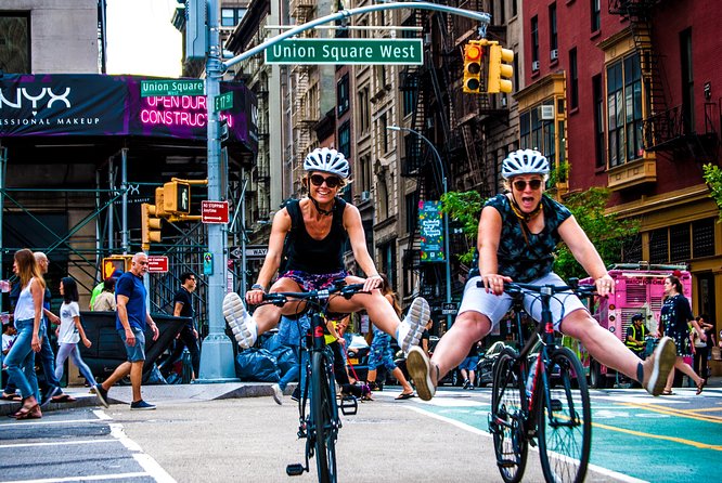 Manhattan Neighborhoods Bike Tour - Times Square energy in a 15-minute snapshot