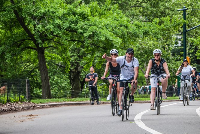 Manhattan Neighborhoods Bike Tour - Central Park by bike: famous views and the quieter Northern Woods feel