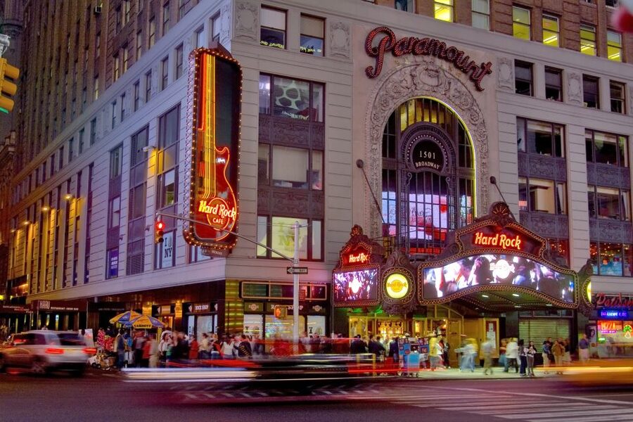Meal at Hard Rock Cafe New York Times Square - Your 90 Minutes: What the Experience Looks Like in Real Time