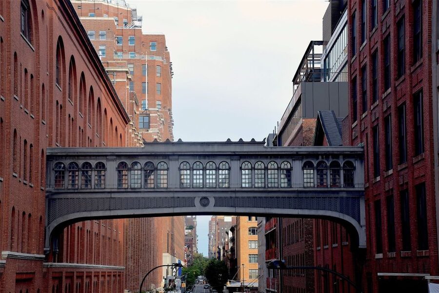 Meatpacking District: Chelsea Market and The Highline Tour - The High Line on a former New York Central rail spur