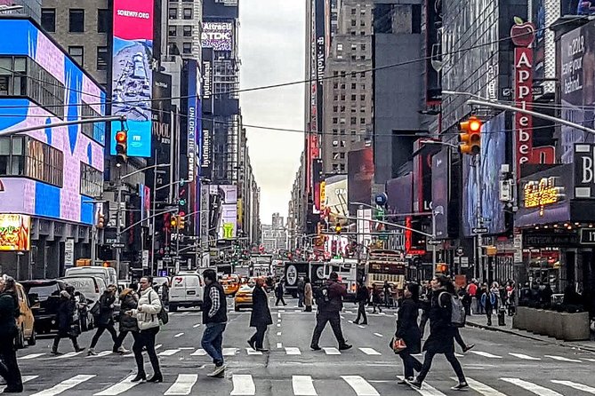 Midtown Manhattan Art and Architecture Walking Tour - Times Square’s cultural engines, plus the public art you’d miss
