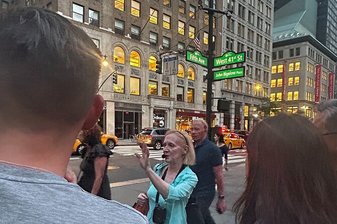 Midtown Manhattan: Times Square & Skyscrapers Walking Tour - Meeting Point at Times Square: Easy Start, Clear Direction