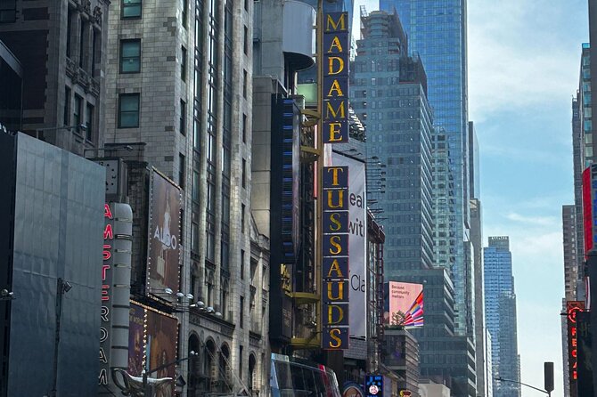 Midtown Manhattan: Times Square & Skyscrapers Walking Tour - Guides Matter Here: Hans and Emmanuel’s Style of Midtown Storytelling
