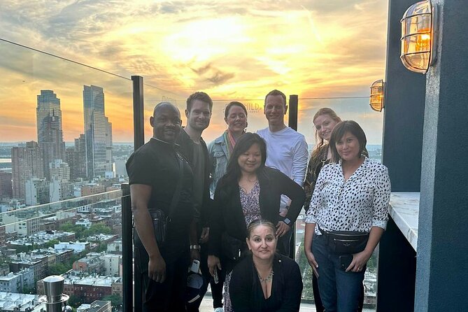 Midtown Unleashed - A Local’s Rooftop and Bar Night Out - Hell’s Kitchen + Theater District walk: the guide’s job is to make it legible