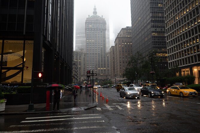 Mob Hits of Midtown: NYC Self-Guided Crime Mystery Walk - Columbus Circle clue: the route gets you moving fast