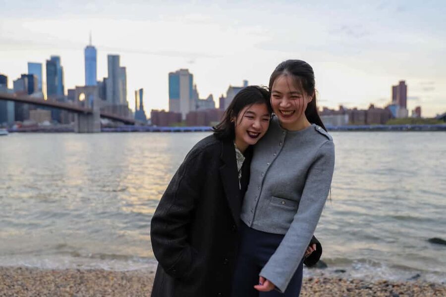 New York: 1-hour Photoshoot in Iconic Locations - Meet Joseph and the Real Reason the Photos Look Better