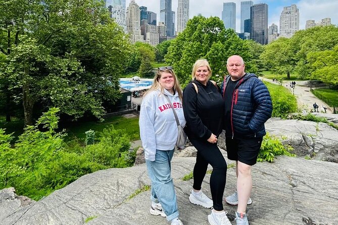 New York Central Park Guided Pedicab Tour - Central Park Carousel and Chess & Checkers: the park’s playful side