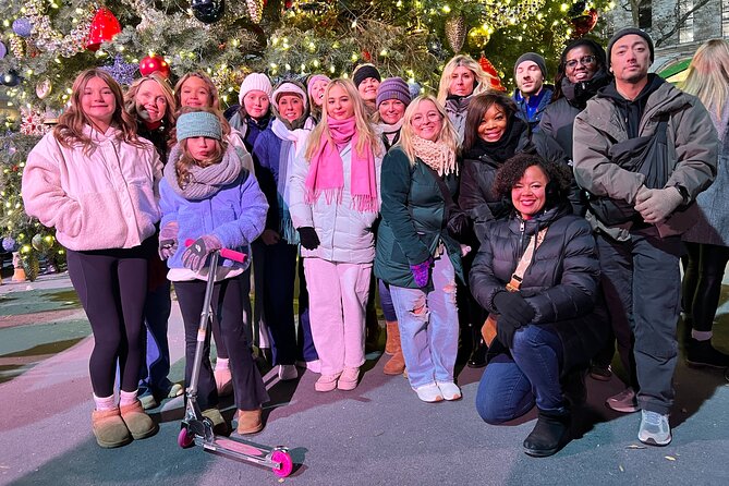 New York Christmas Holiday Lights Walking Tour - A $20 holiday walk with a smart route
