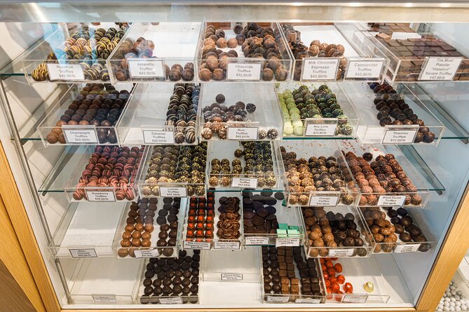 New York City: 2-Hour Chocolate Tasting Tour - Washington Square Arch: where the chocolate tour energy begins