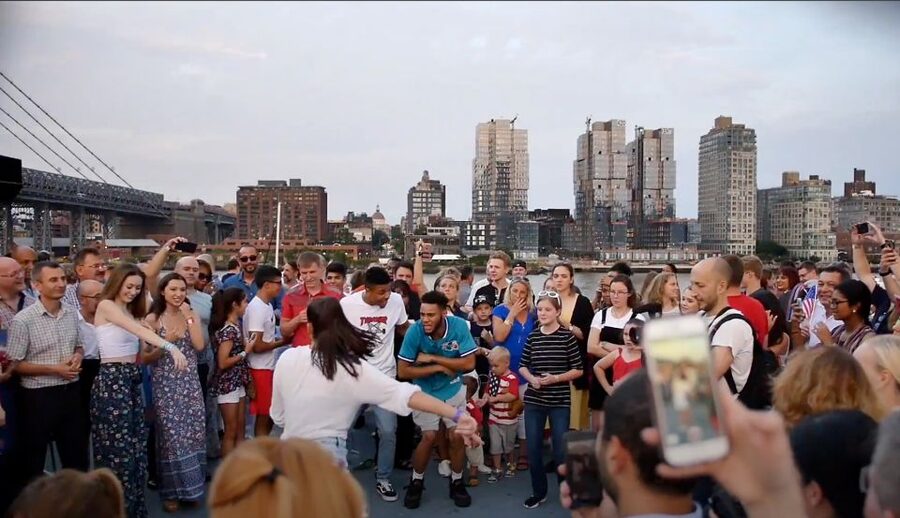 New York City: 4th of July Family Fireworks Party Cruise - Seasickness and Comfort: Know Who Should Skip