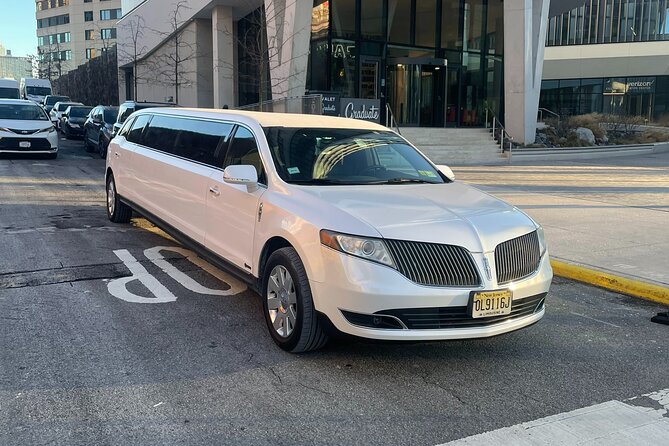 New York City Airport Arrival Transfer by Limo LGA JFK EWR - Why a Private NYC Limo Transfer Beats the Usual Airport Grind