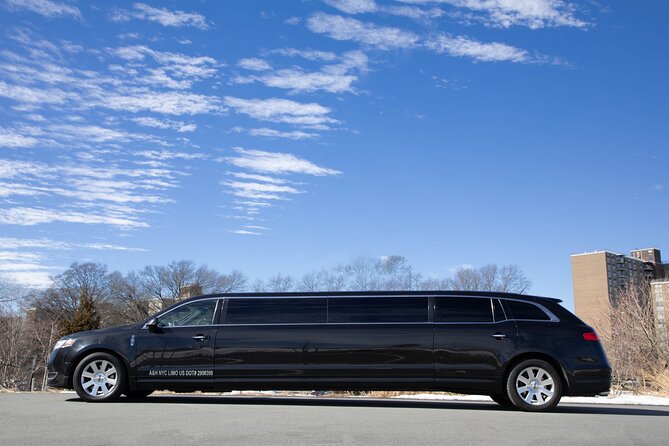 New York City Airport Arrival Transfer by Limo LGA JFK EWR - Booking Timing and What to Expect Day-Of