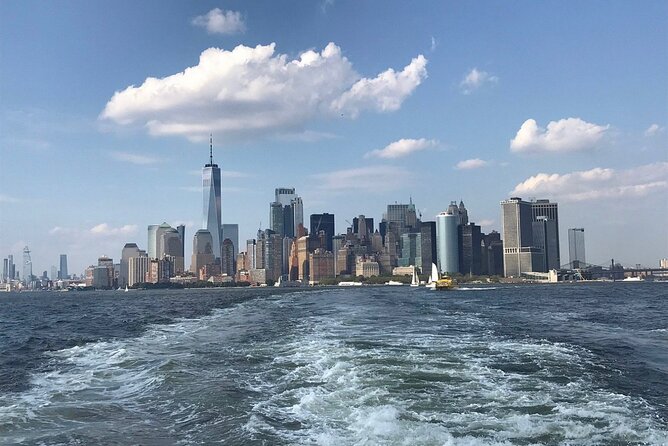 New York City bus and boat tour - A fast way to see NYC’s biggest hits in one day