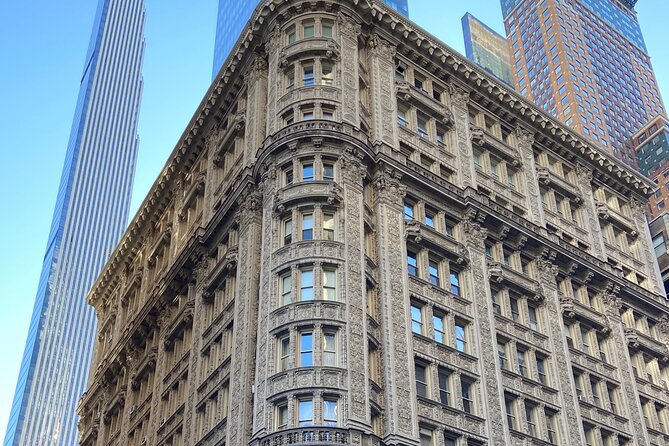New York City bus and boat tour - Brooklyn Bridge on foot: the best free photo window of the day