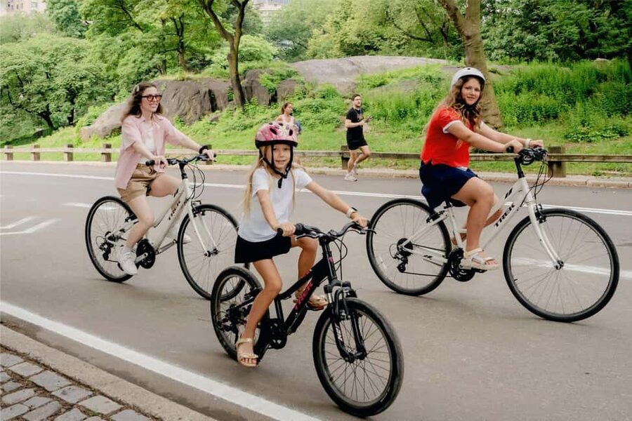 New York City: Central Park Bike Rental - Central Park on Two Wheels: Where You Start and What You Get