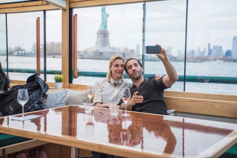 New York City: Champagne and Cheese Pairing Cruise - Key Points at a Glance