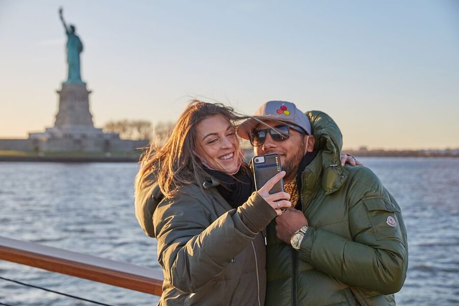 New York City: Champagne and Cheese Pairing Cruise - Lower Manhattan Sights From a Waterfront Perspective