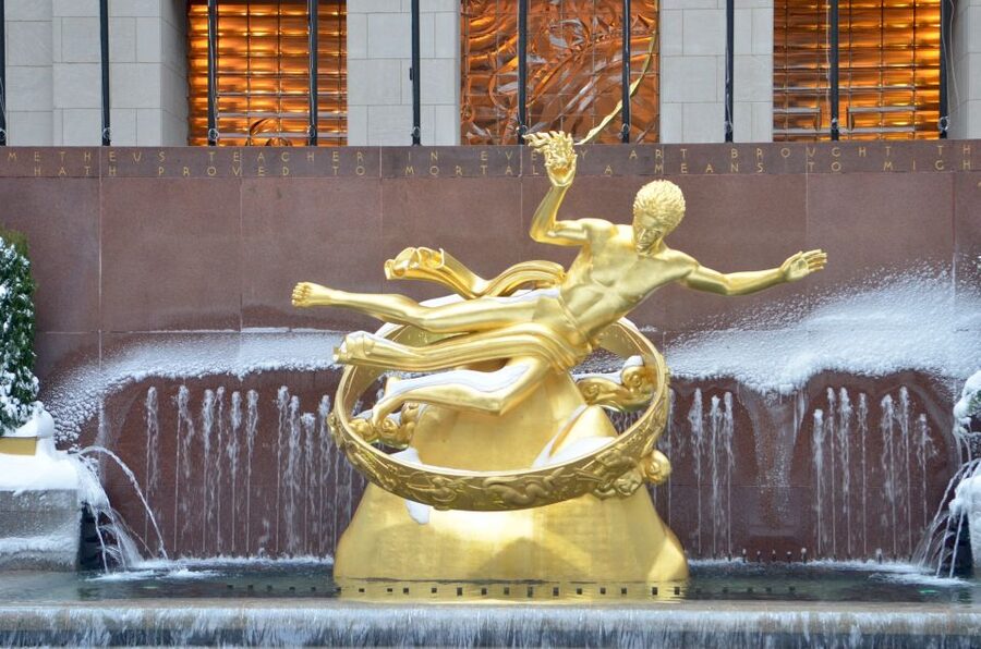 New York City: Christmas Holiday Tour of Manhattan - A Two-Hour Manhattan Christmas Route That Hits the Icons
