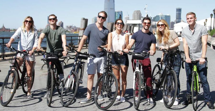 New York City: City Highlights Guided Bike or eBike Tour - Meeting at 79 Chambers St: Smooth Start, Real-Life NYC Check-In