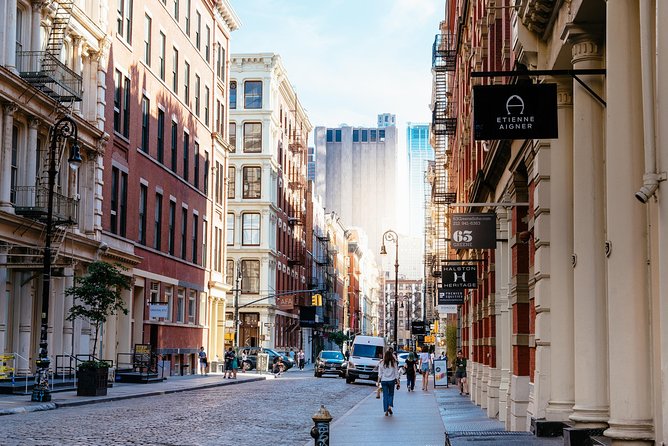 New York City Custom Private Tour with a Local Guide - Neighborhood chapters: Little Italy, Chinatown, and Madison Avenue