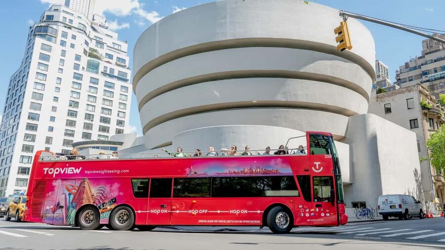 New York City: Discover Pass with Hop-on Hop-off Bus Tour - A New York Discover Pass that tries to do it all