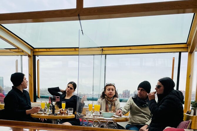 New York City Fall Foliage Brunch Cruise - Fall Foliage Timing: What You Can Expect (and What You Can’t)