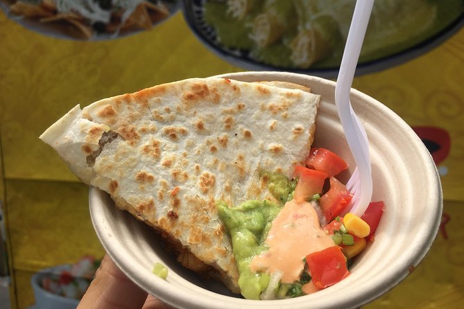 New York City Food Cart Walking Tour - Why this NYC food cart walk feels different than random street-food hunting