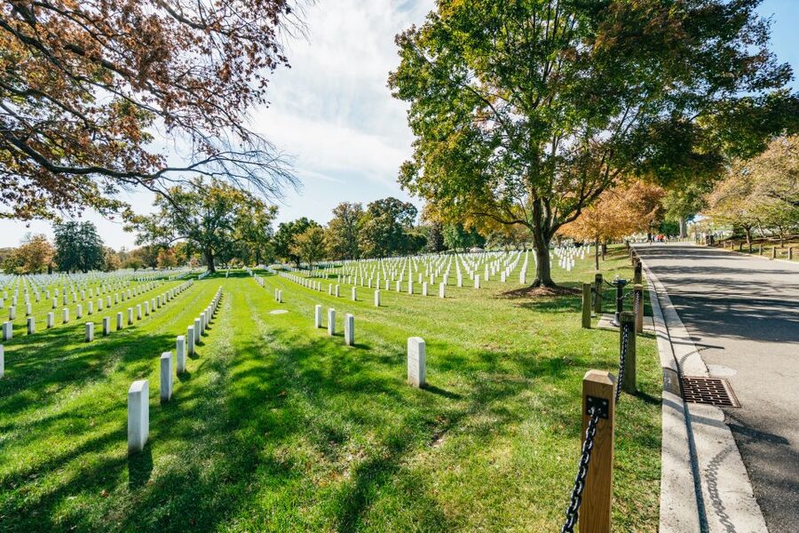 New York City: Full-Day Washington DC City Highlights Tour - Arlington National Cemetery and JFK’s gravesite: the stop with real gravity