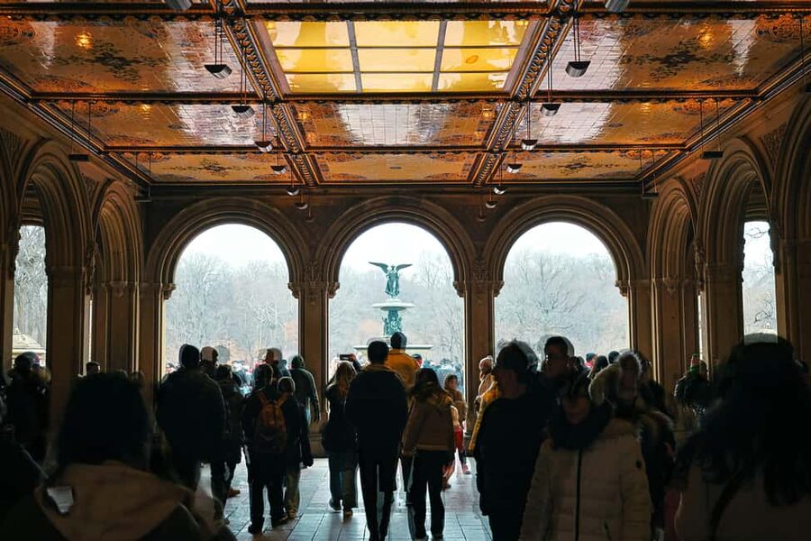 New York City: Gossip Girl Walking Tour - Ladurée for Blair’s macarons: a real break you can actually taste