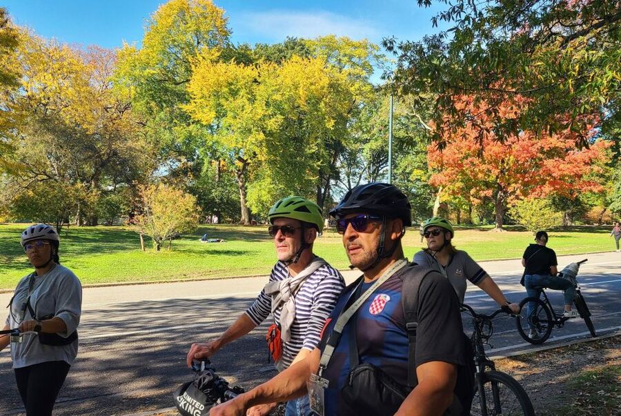 New York City: Highlights of Central Park Bike or eBike Tour - Is it worth $47 for two hours? The real value math