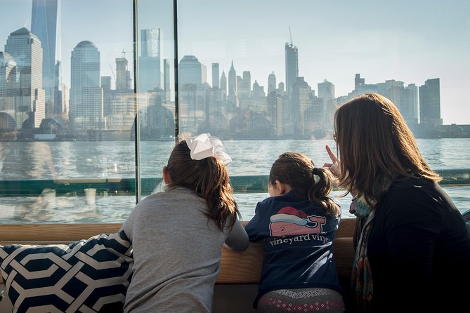 New York City Holiday Brunch Cruise on Classic Boat - Views and comfort: enclosed cabin vs open bow