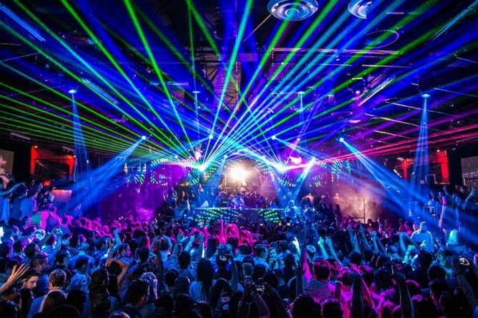 New York City Nightclub Tour - The VIP Upgrade: Private Table and Unlimited Bottle Service