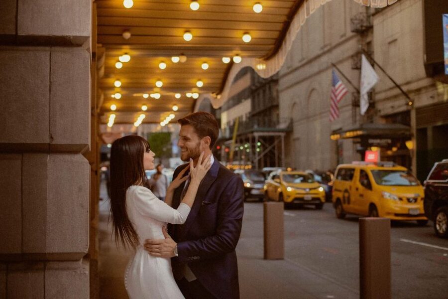 New York City: Personal Travel and Vacation Photographer - Price and value: $303 for up to 6 people in NYC