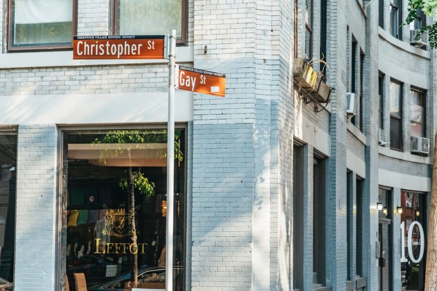 New York City: Pride Walking Tour - Stonewall Inn: the 1969 turning point in walking distance