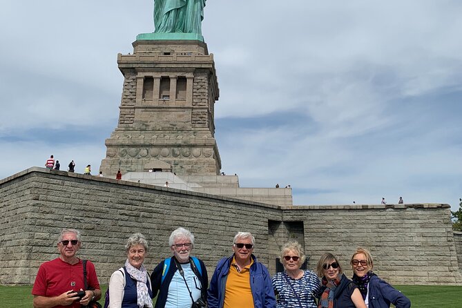 New York City : Private Walking Tour With A Guide (Private Tour) - What the Reviews Signal About the Experience