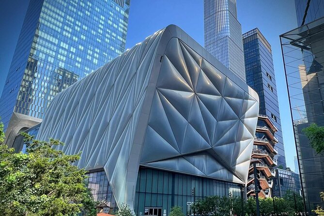 New York City's High Line: A Self-Guided Audio Tour - The Whitney Museum stop: a built-in break in the middle of the walk