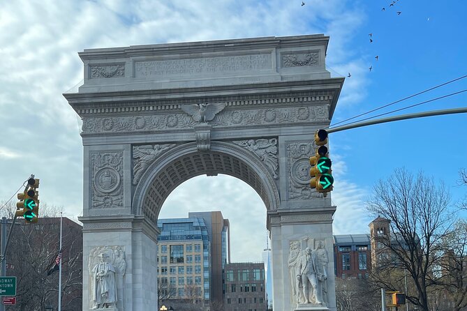 New York City Sightseeing Bus Tour and Boat Ride - Getting on board: Broadway check-in and how the day runs