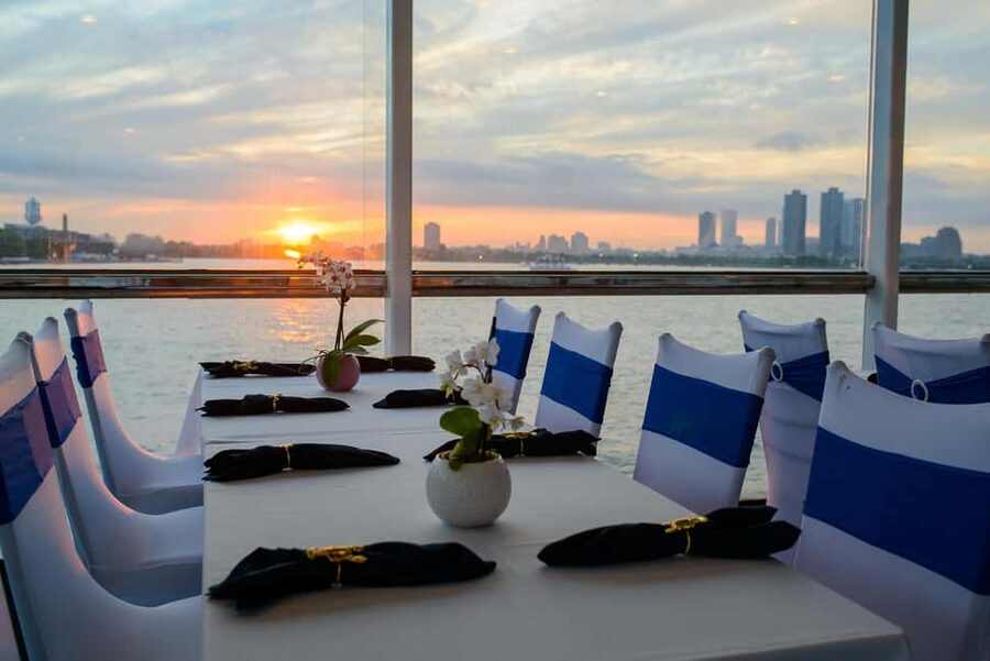 New York City: Signature Dinner Cruise on the Eternity - Key things to know before you go