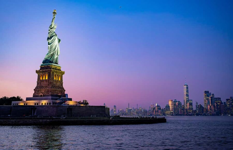 New York City: Signature Dinner Cruise on the Eternity - Boarding at Pier 36: the logistics that matter